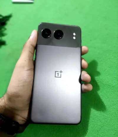 One Plus Nord 4