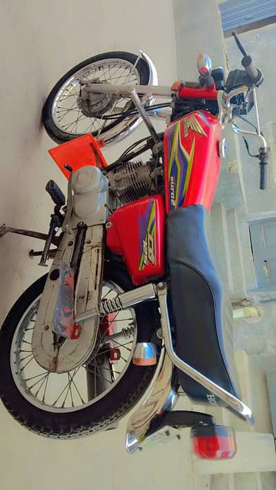 Honda 125 2017 (0300_2203073)