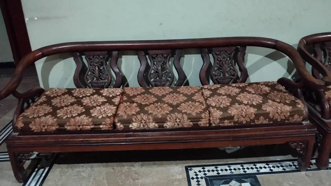 Sofa set 0