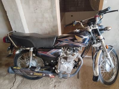 Honda 125 look like new