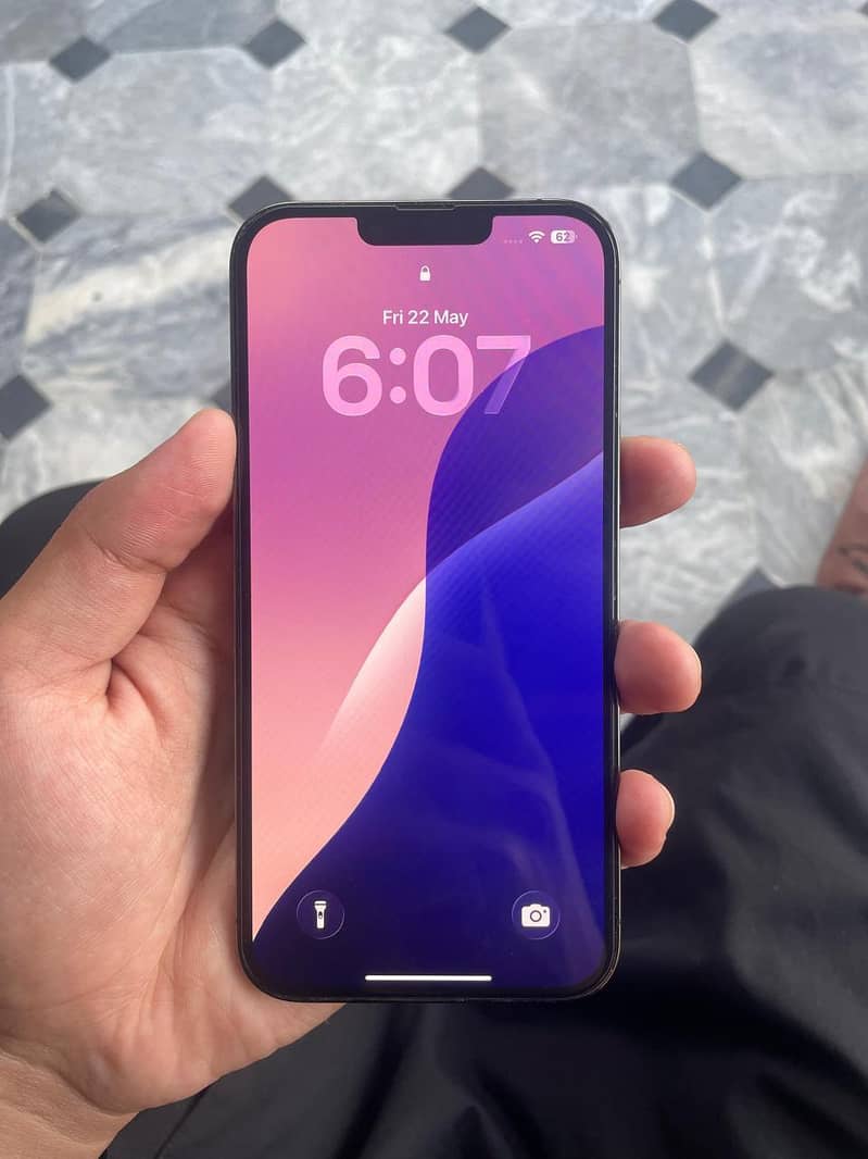 Iphone 13 pro max 1