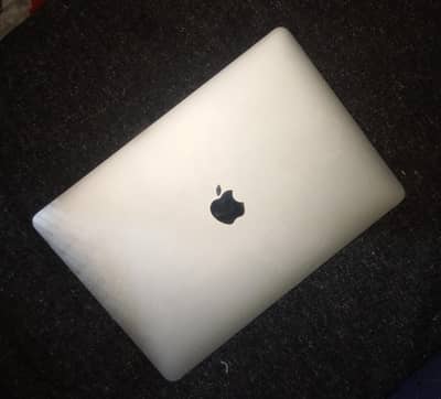 2016 MacBook pro 16/1TB