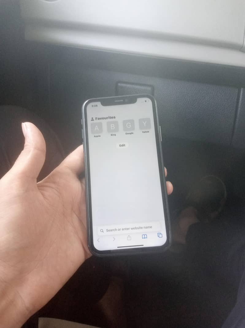 Apple iPhone 11 7