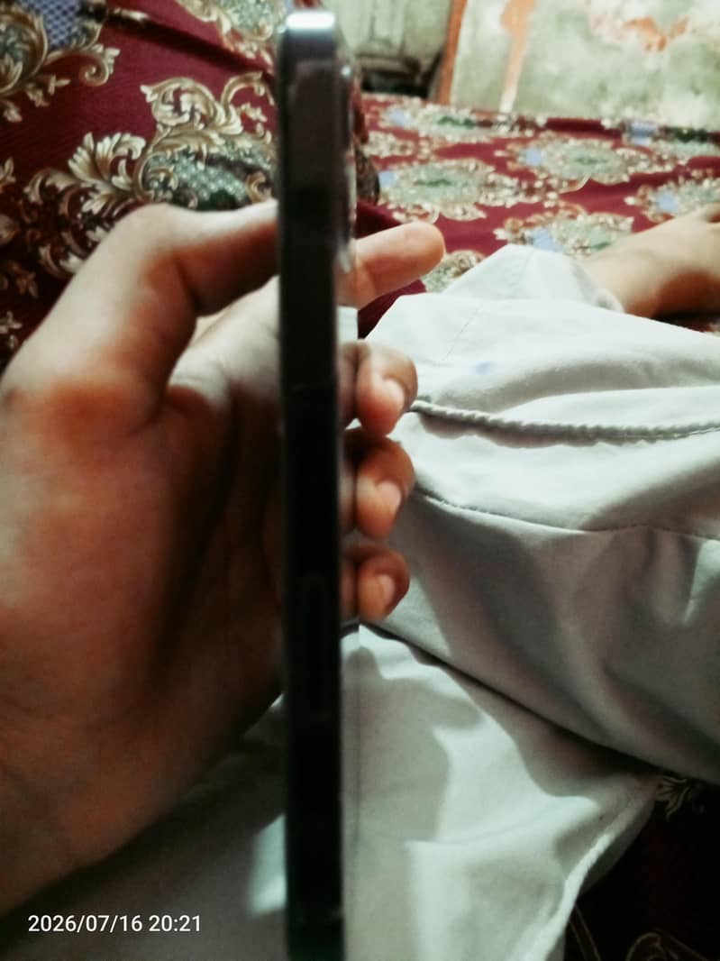 Apple iPhone 12 2