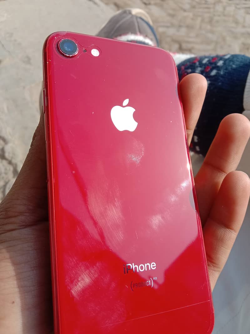 Apple iPhone 8 1