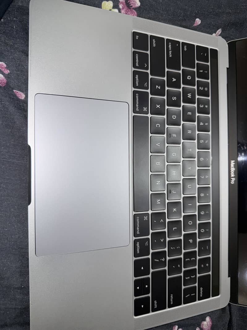 Macbook pro 2017 1