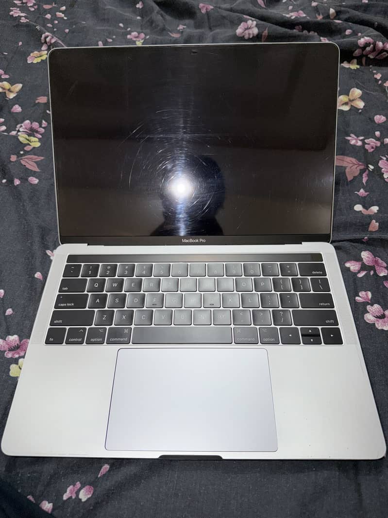Macbook pro 2017 2