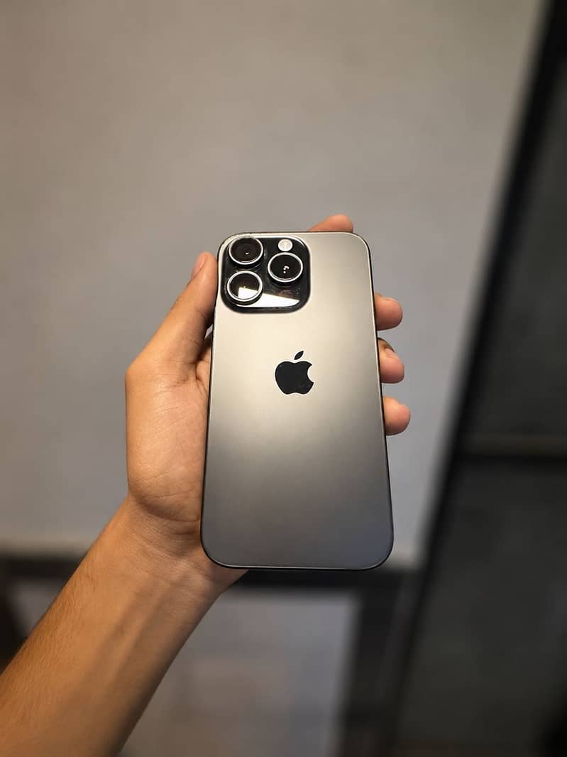 IPhone 16 Pro 0