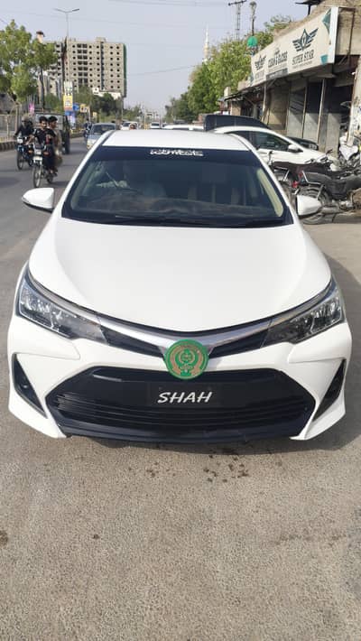 ALTIS 1.6 CVT Automatic