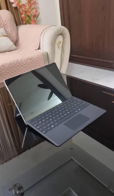 Microsoft Surface book 8 Pro