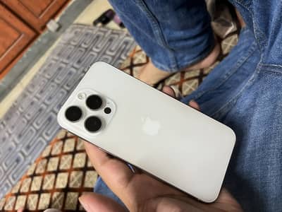 iPhone 15 pro max Factory unlock non Pta with box