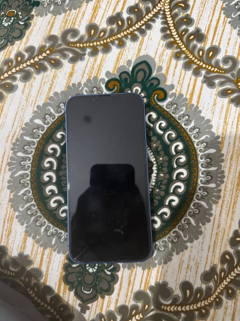 Apple iPhone 13 5
