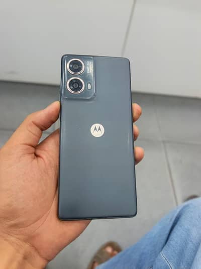 Motorola Moto G85