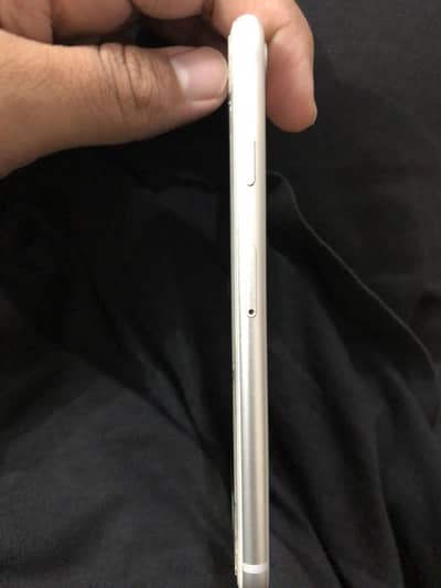 iPhone 8 factory unlock
