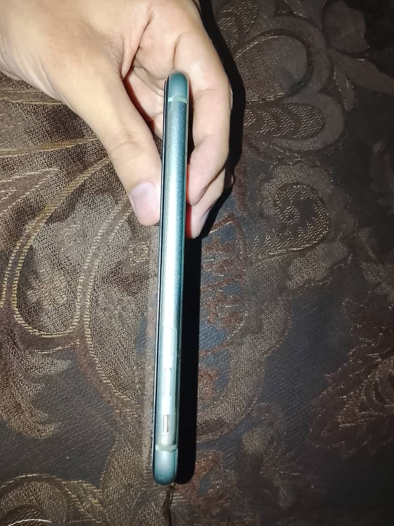 Apple iPhone 11 2