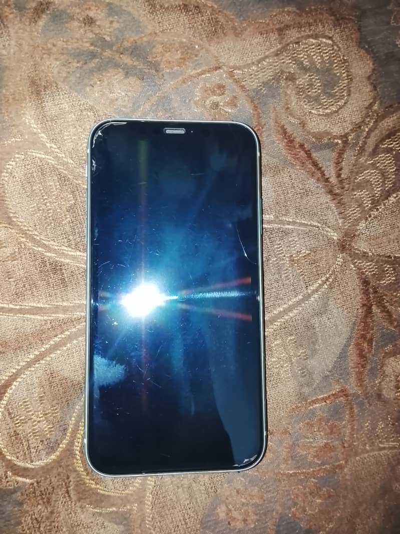 Apple iPhone 11 5