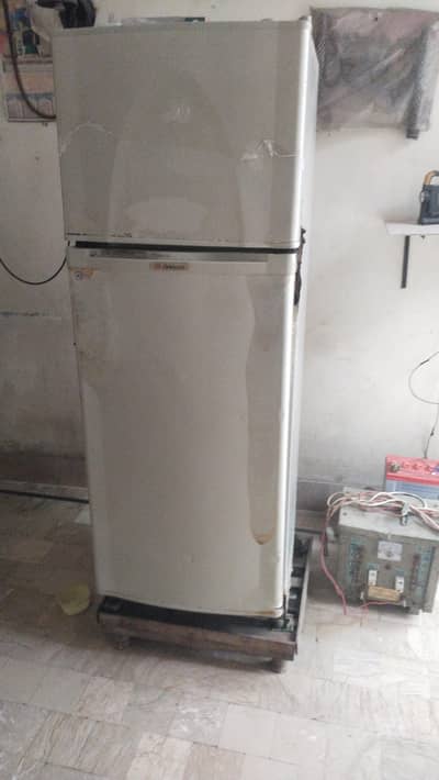 Dawlance fridge for sale