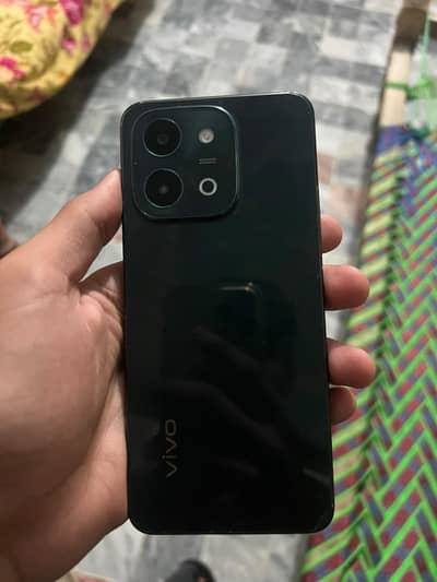 Vivo Y28