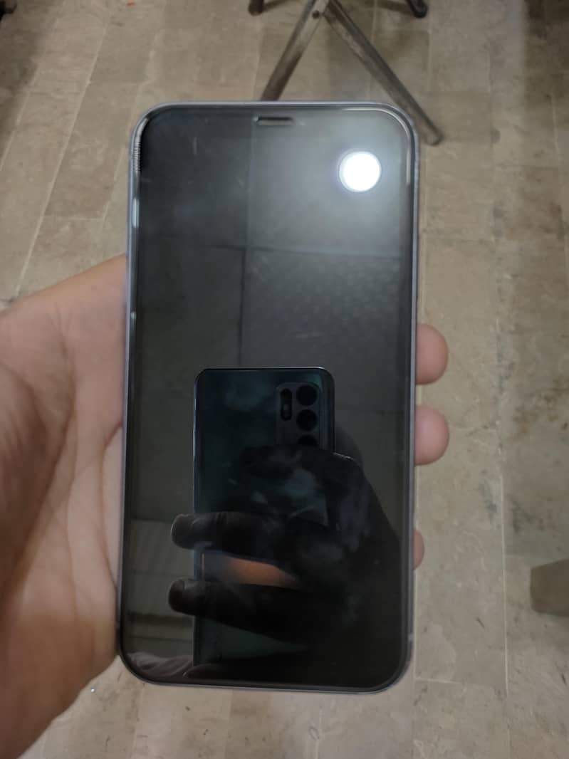 Apple iPhone 11 2