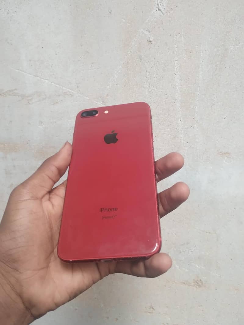 Apple iPhone 8 Plus 1
