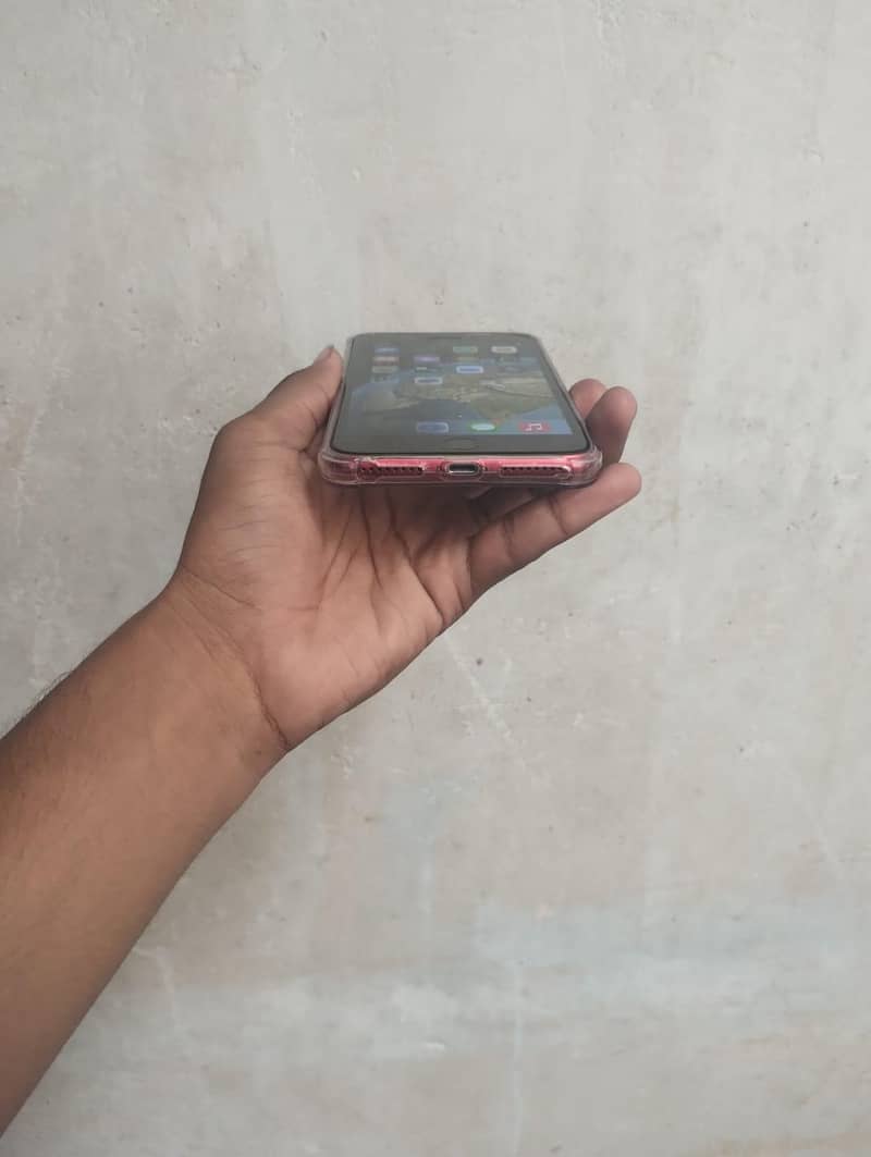 Apple iPhone 8 Plus 2