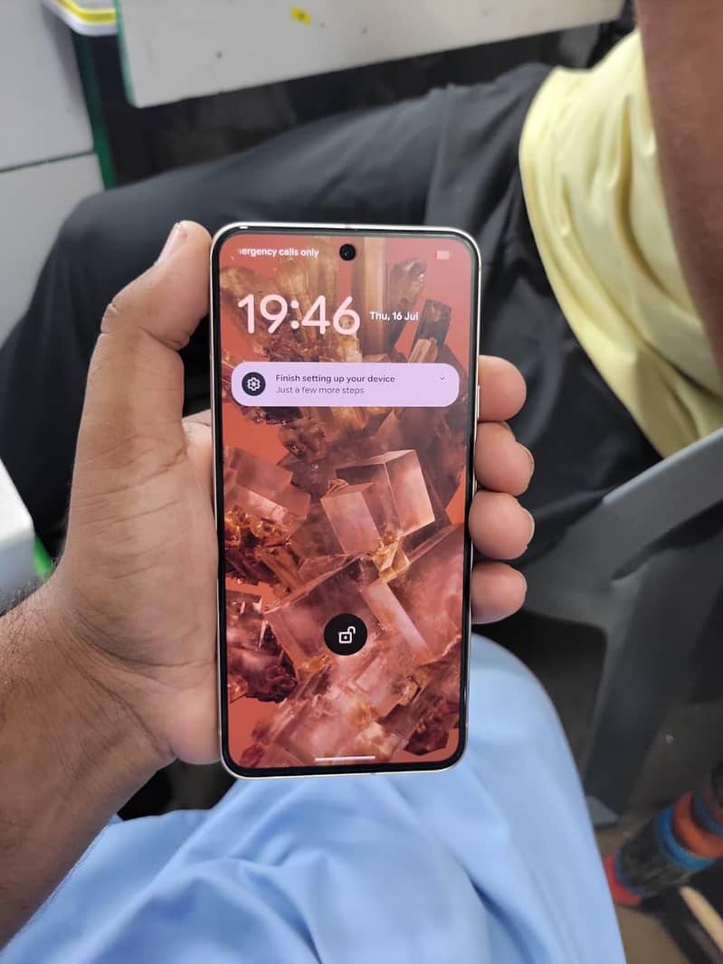 Google Pixel 8 1