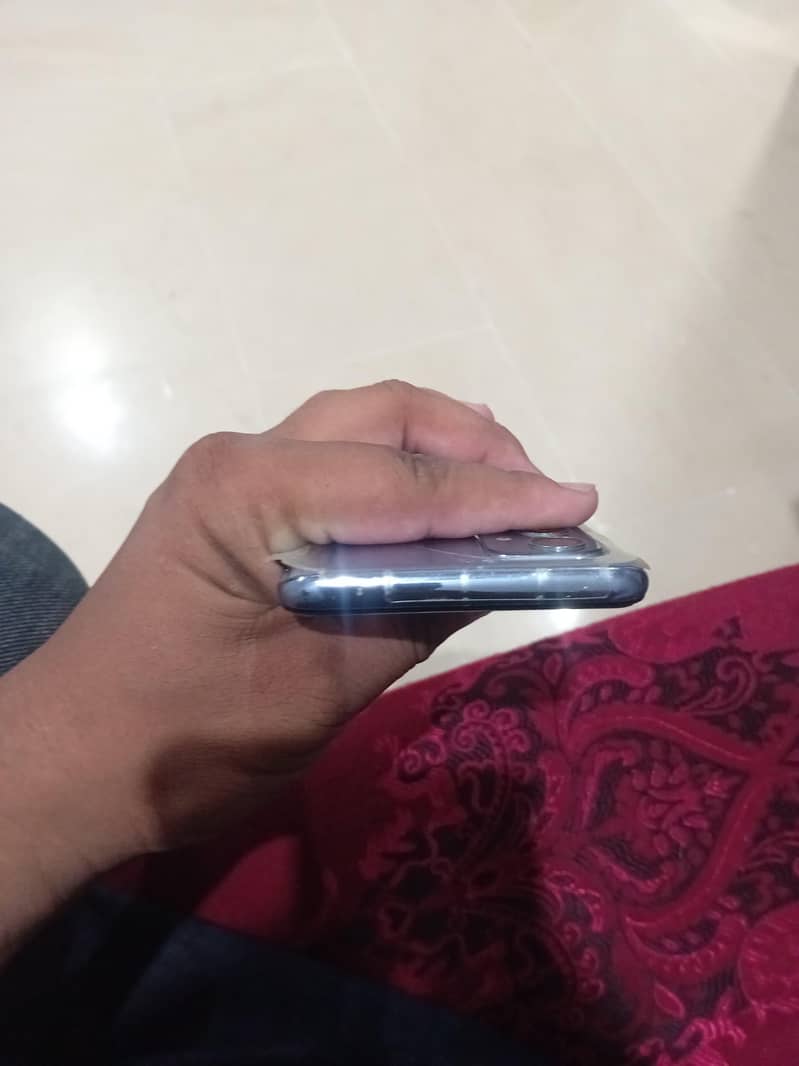 One Plus 9 5G 3