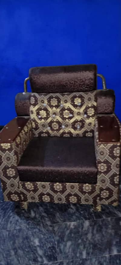 3 Seater Sofa Set | Brown Color | Good Condition