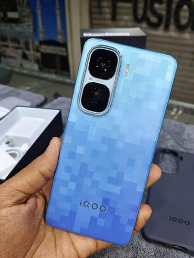 Vivo iQOO 10 Pro Plus+