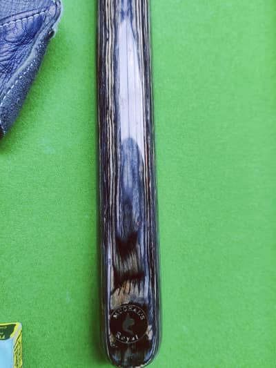 Ilyas Handmade Black Snake Model Snooker Cue for Sale