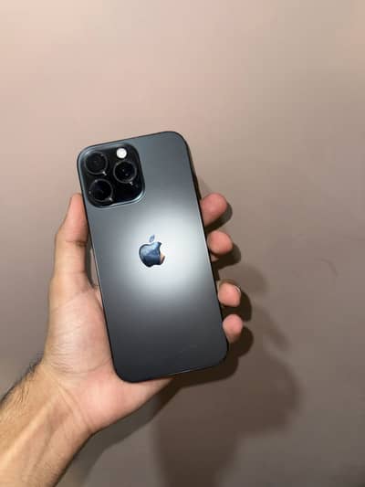 Apple iPhone 16 Pro Max