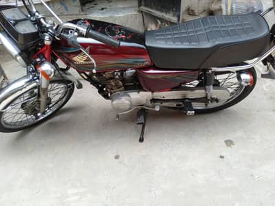 Honda CG 125 – Model 2018 (Red) – For Sale