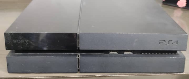12.50 jailbreak PS4 1tb with 2 controllers