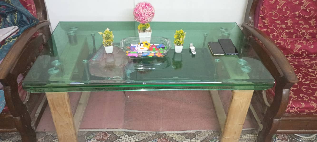 Center table 0