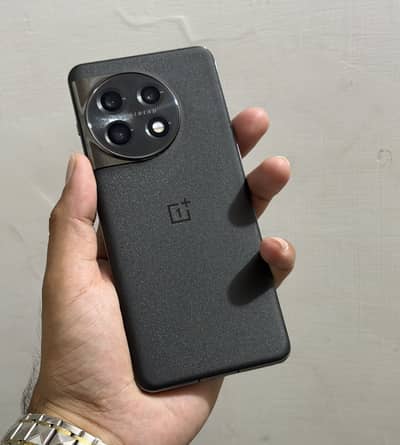 OnePlus 11 PTA