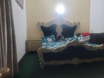 bridal king size bed with side table and dressing table for sale