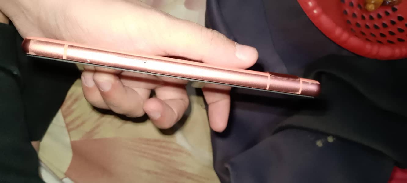 Google Pixel 7a 4