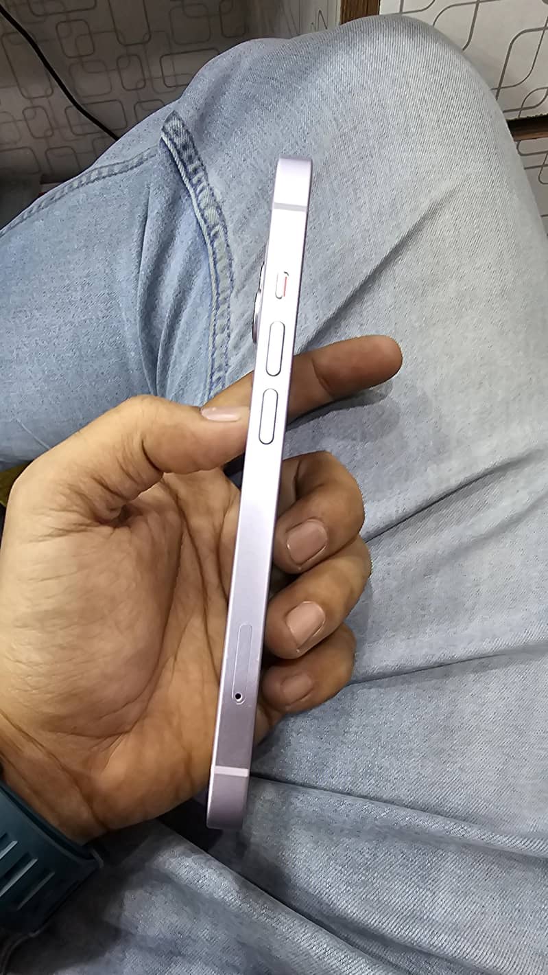 Apple iPhone 14 1