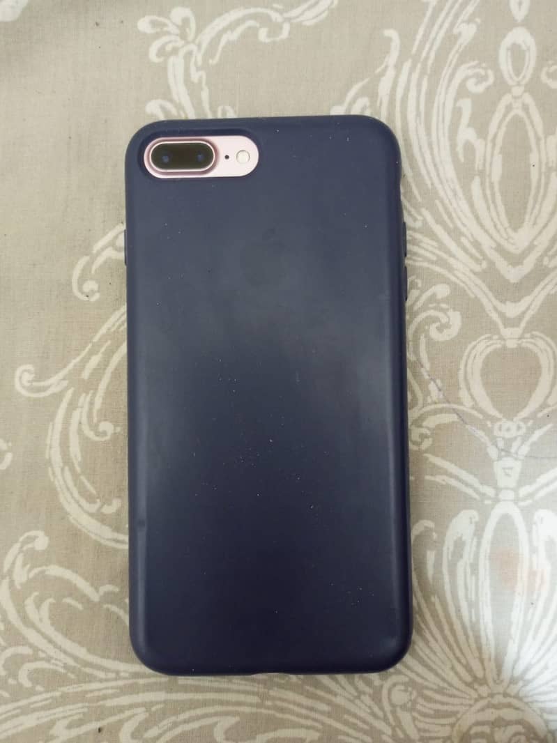 Apple iPhone 7 Plus 3