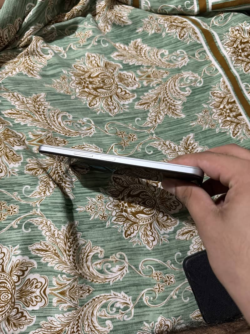 Infinix note 12 2
