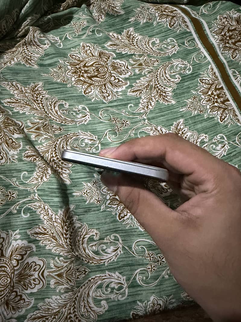Infinix note 12 6