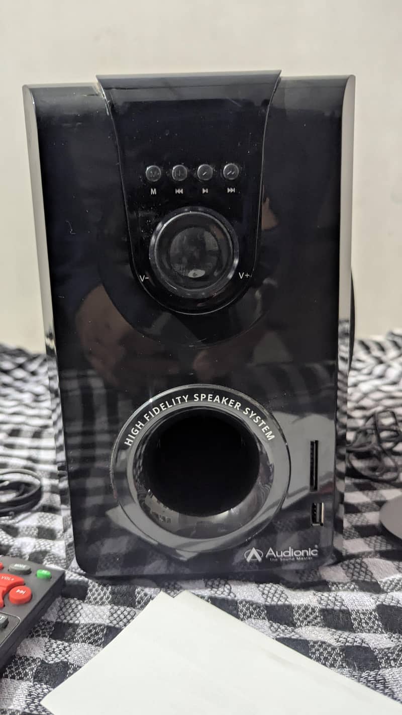 Audionic A700 3
