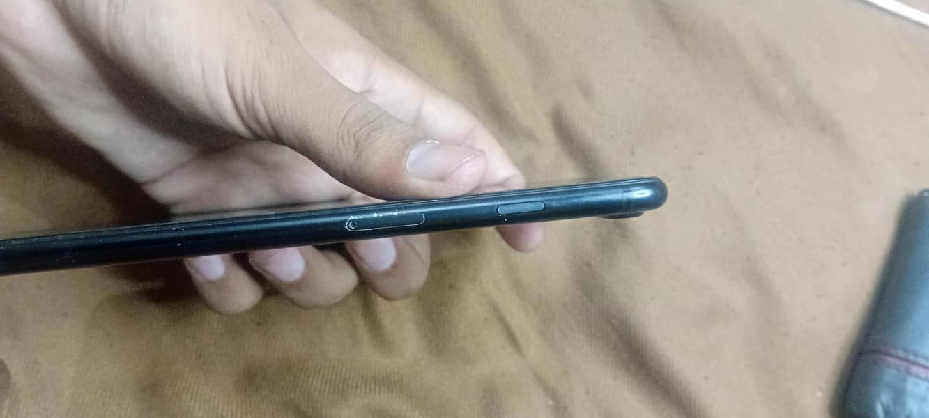 Apple iPhone 7 Plus 2