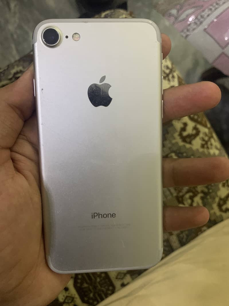 Apple iPhone 7 5