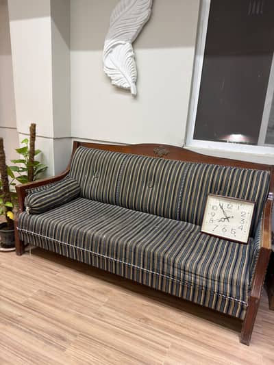 3 seater sofa