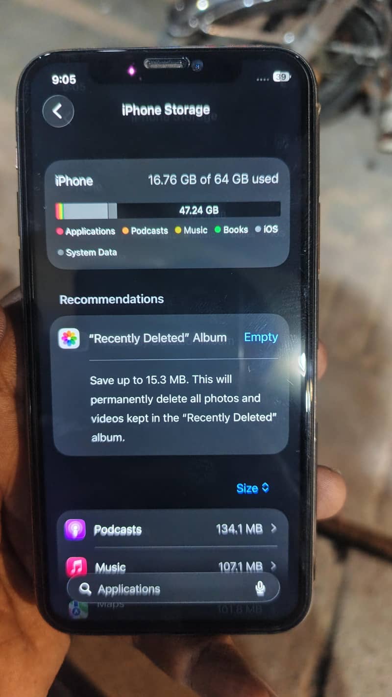 IPHONE 11 PRO 8