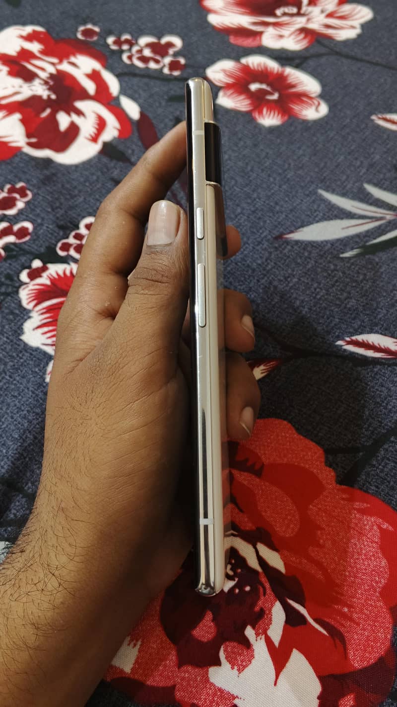 Google Pixel 6 Pro 2