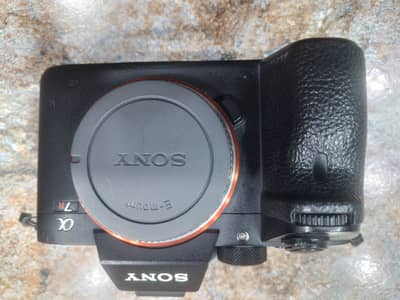 sony a7 riii body / R3