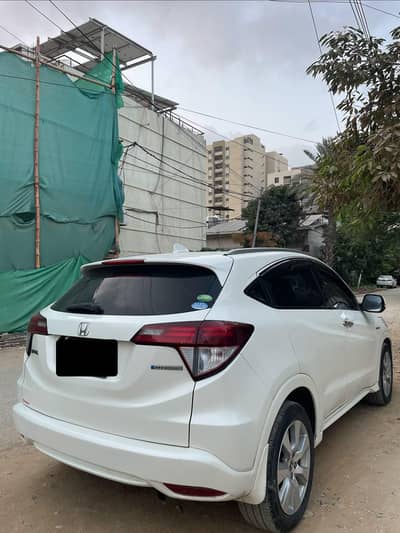 Honda Vezel 2015
