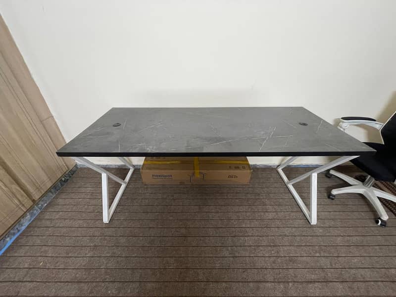 Premium Office Table  / WorkStations 1